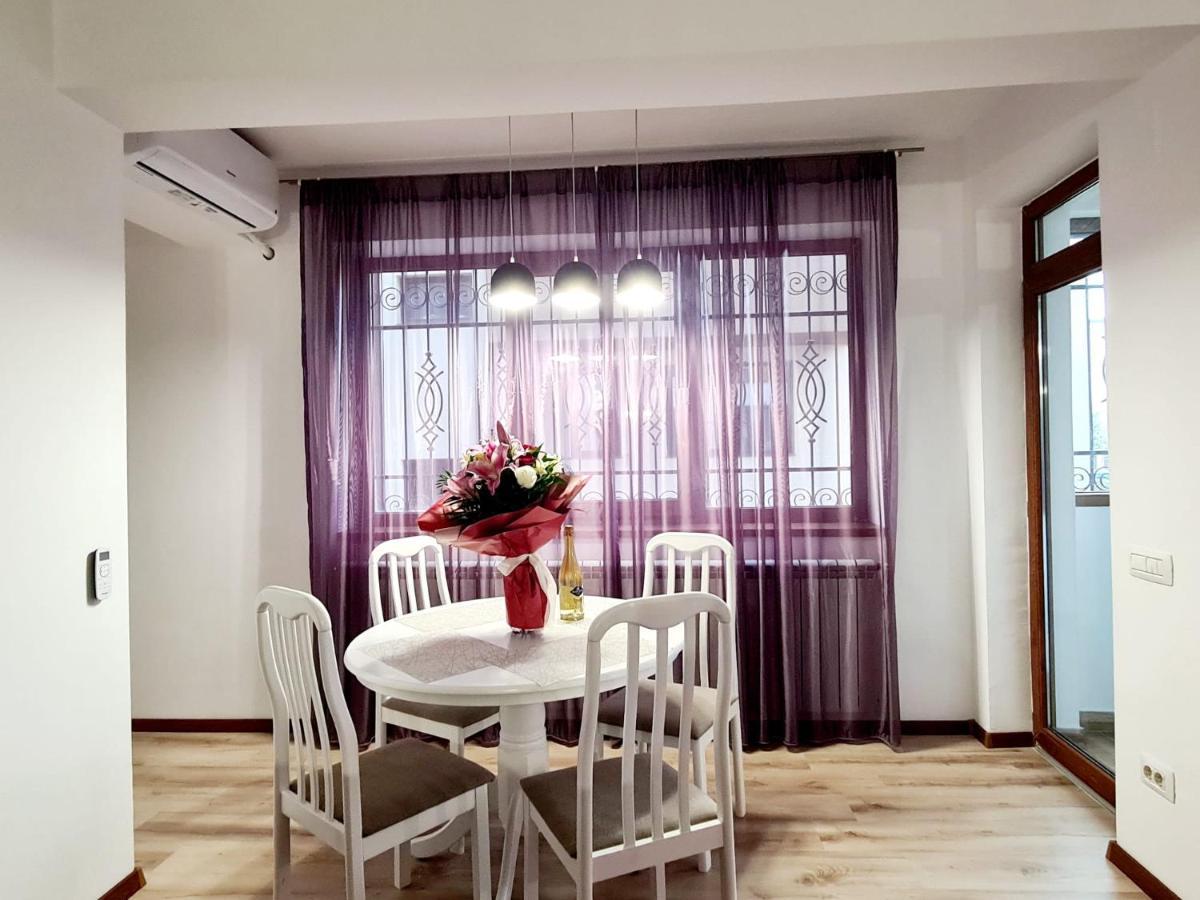 R.O.S.E. Apartment Constanta Exterior photo
