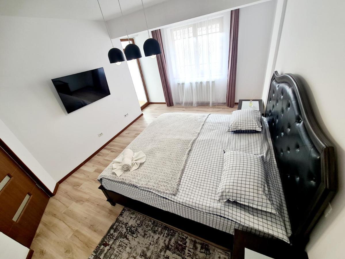 R.O.S.E. Apartment Constanta Exterior photo