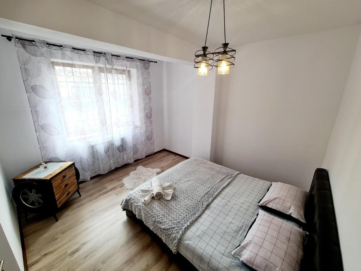 R.O.S.E. Apartment Constanta Exterior photo