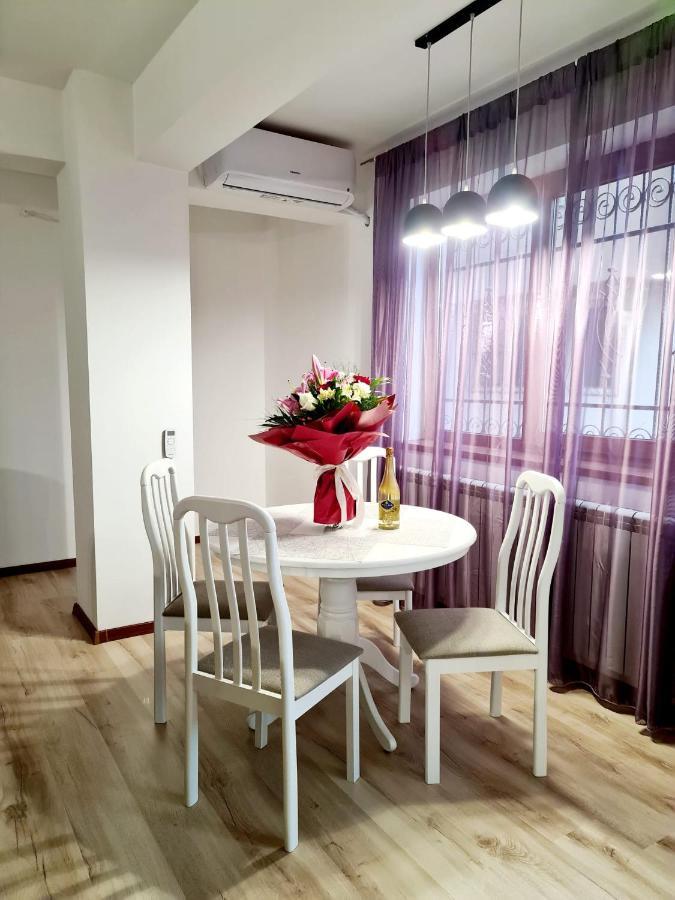 R.O.S.E. Apartment Constanta Exterior photo